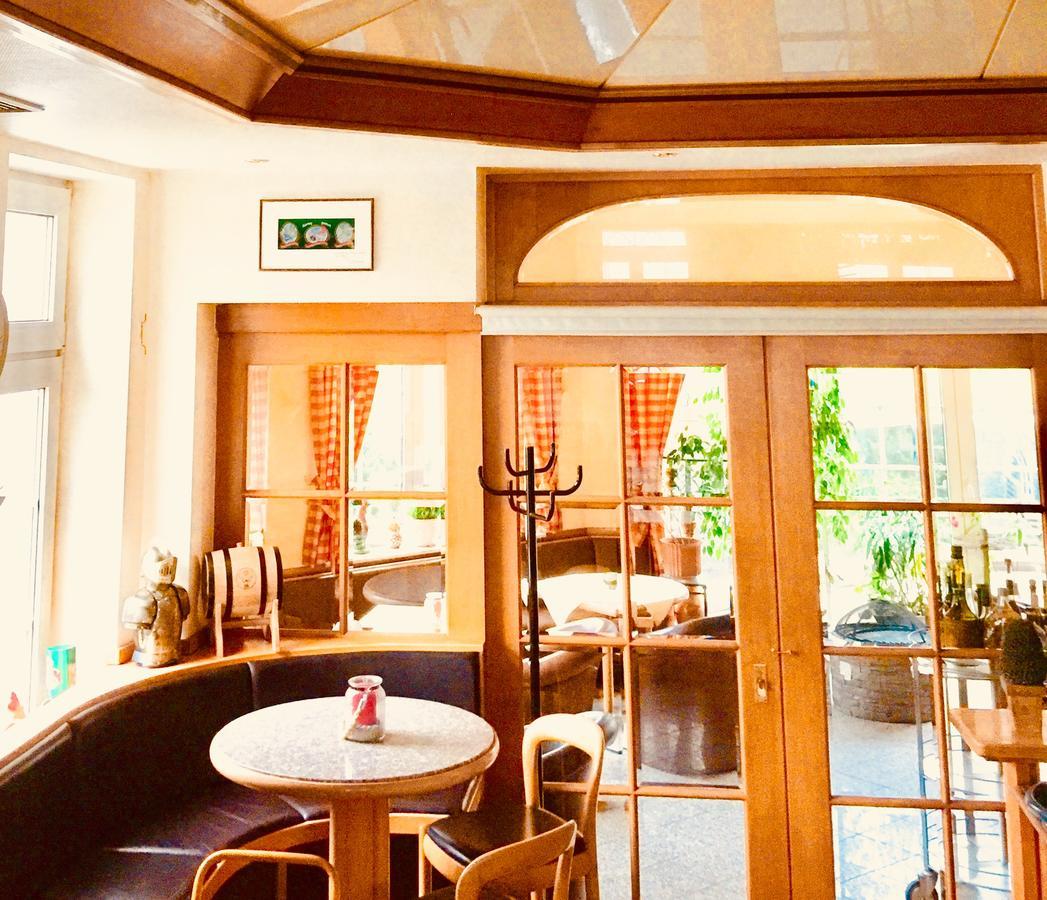 Hotel Petersburg วิทเทน ภายนอก รูปภาพ